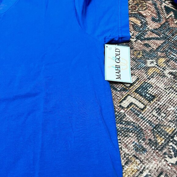 Mahi Gold Vneck Tshirt - Picture 2 of 3